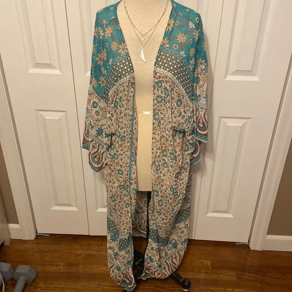 Accessories - Boho kimono/robe. OS
